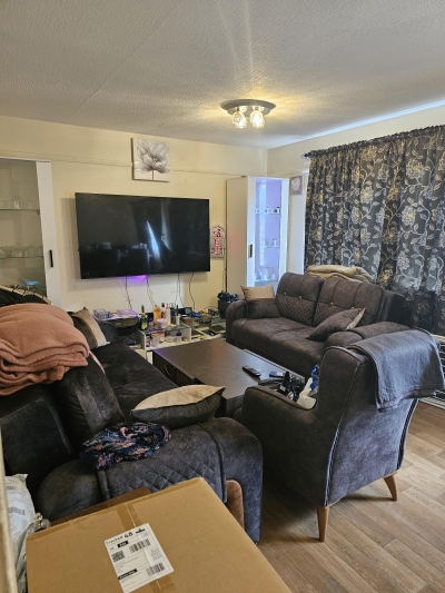 3 Bedroom Flat In 