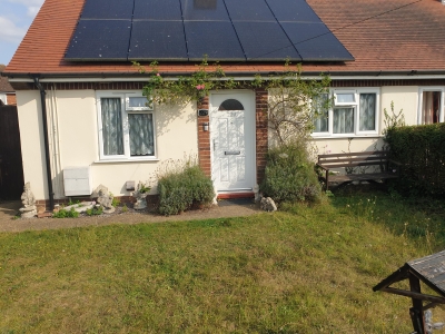 1 Bedroom Bungalow In 