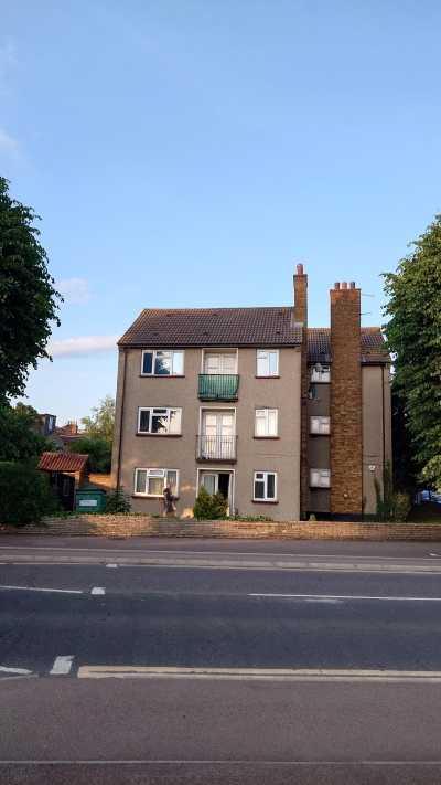 1 Bedroom Flat In 