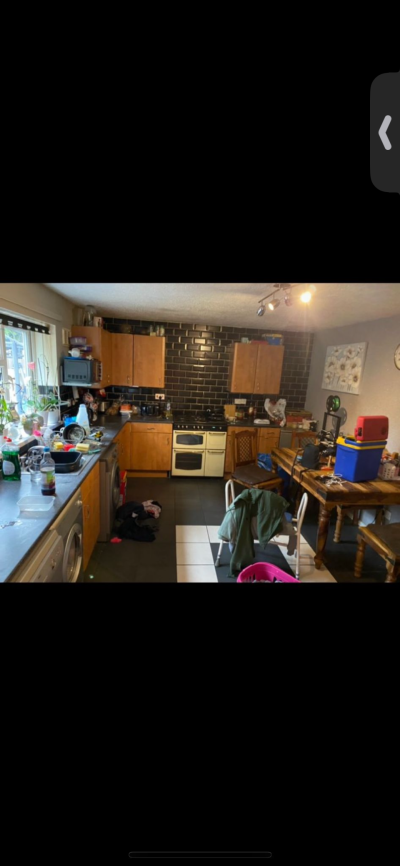 4 Bedroom Semi Detached House In 