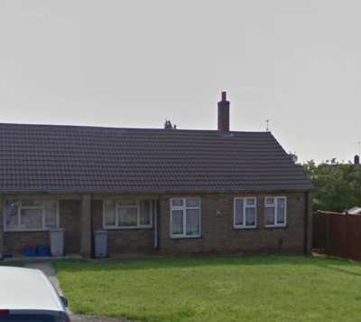 2 Bedroom Bungalow In 