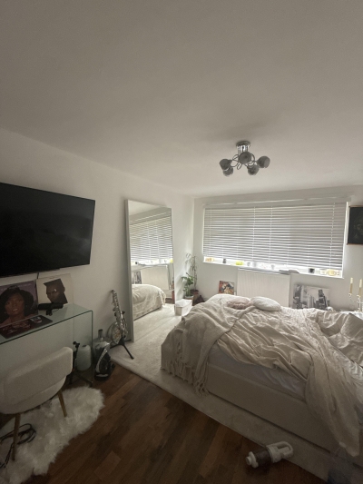 2 Bedroom Flat In 
